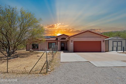 1611 Duelo Ct, Rio Rico, AZ, 85648-7218 | Card Image