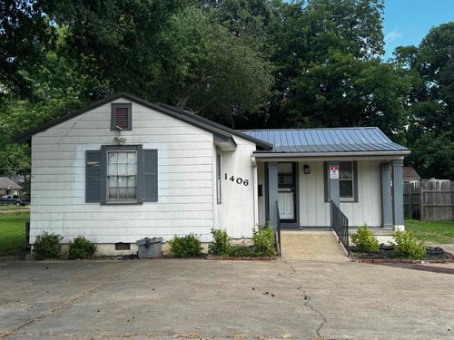 1406 N Washington St, Forrest City, AR, 72335-2164 | Card Image