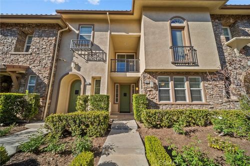 28472 Herrera St, Valencia, CA, 91354-3059 | Card Image
