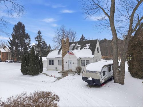 38181 Hayes Rd, Sterling Heights, MI, 48313-5714 | Card Image