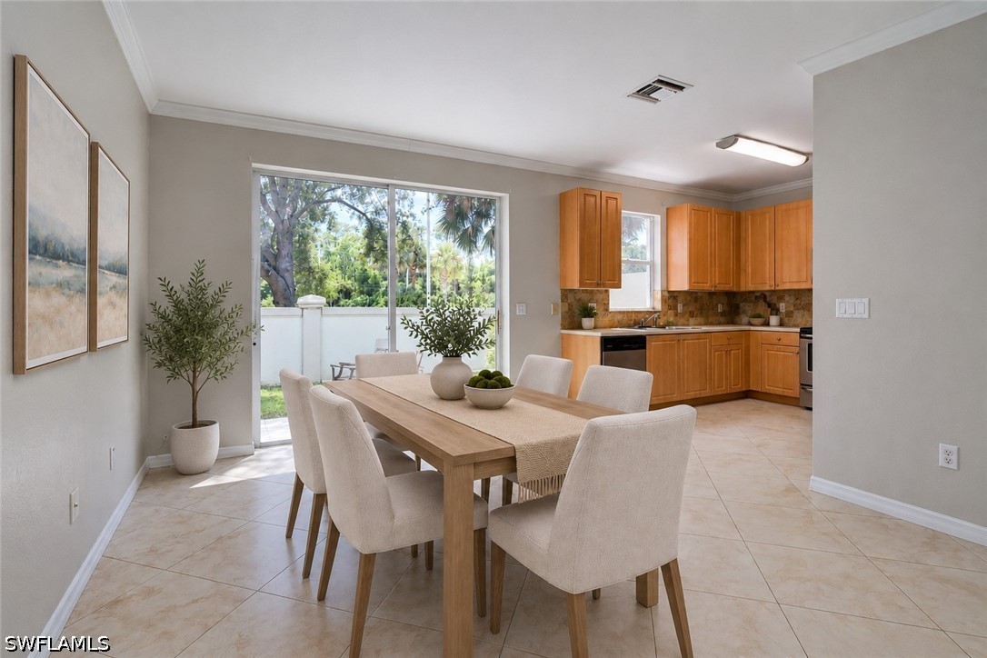 Residential in Naples 4