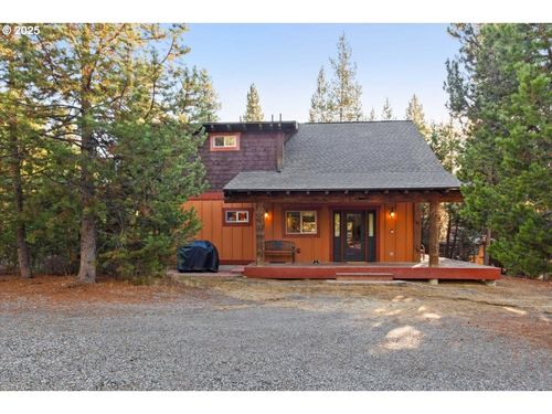 141152 Crescent Moon Dr, Crescent Lake, OR, 97733-7051 | Card Image