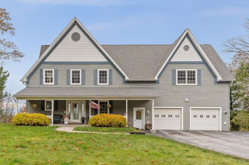 135 Hillcrest Hts, Saint Albans, VT, 05478-9723 | Card Image