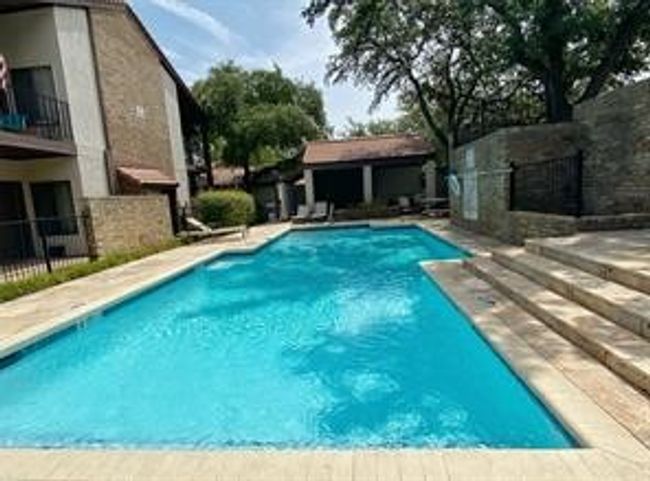 APT-102 - 18040 Midway Rd, Condo with 2 bedrooms, 2 bathrooms and null parking in Dallas TX | Image 22