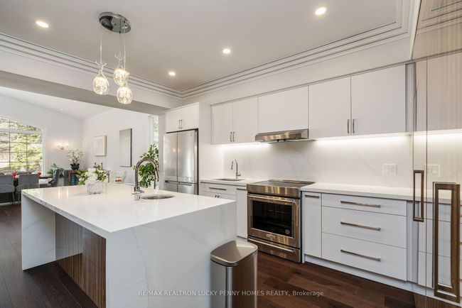 35 Cachet Pky, House other with 5 bedrooms, 6 bathrooms and 10 parking in Markham ON | Image 14