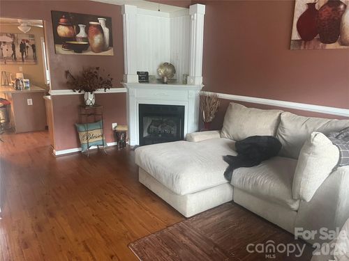 3024 Mayer House Ct, Charlotte, NC, 28214-3103 | Card Image