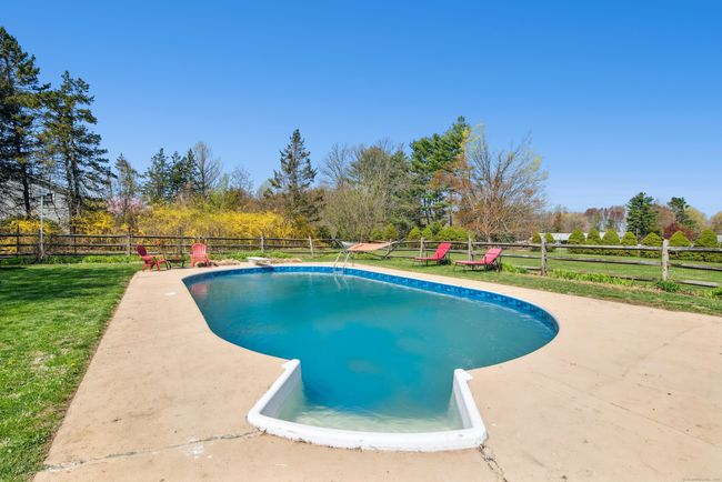 20 Mill Brook Ter, House other with 4 bedrooms, 3 bathrooms and 6 parking in Monroe CT | Image 27