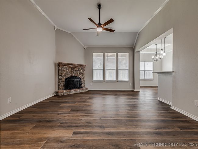 311 E 126 Th St S, House other with 3 bedrooms, 2 bathrooms and null parking in Jenks OK | Image 9