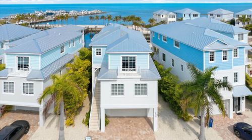 805 39th Street Gulf, Marathon, FL, 33050-2383 | Card Image