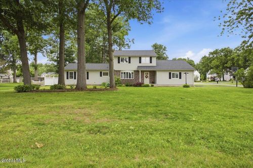 15 Jerome Ln, South Glens Falls, NY, 12803-5420 | Card Image