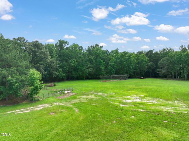 Lot 2 | Image 4