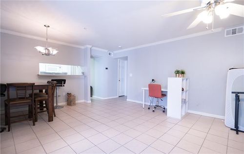 apt-208-501 W 26th St, Austin, TX, 78705-4580 | Card Image