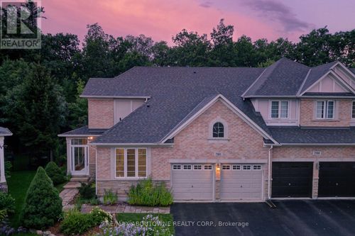 2196 Emily Cir, Oakville, ON, L6M0E5 | Card Image
