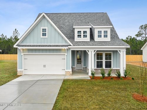 10501 Glade Cv, Gulfport, MS, 39503-5498 | Card Image