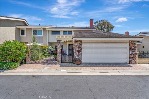 5173 Piccadilly Cir, Westminster, CA, 92683-4835 | Card Image
