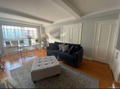 17r-10 Park Ave, New York, NY, 10016-4338 | Card Image