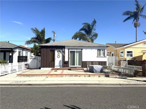 320 14th St, Seal Beach, CA, 90740-6509 | Card Image