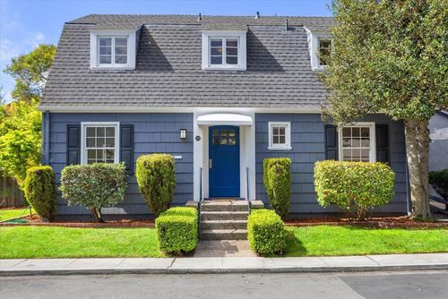 201 Chesterton Pl, San Mateo, CA, 94401-2509 | Card Image