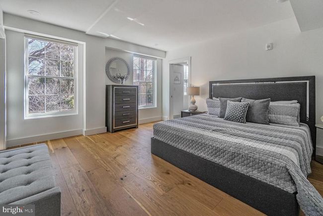 202 - 312 S Washington St, Condo with 3 bedrooms, 3 bathrooms and null parking in ALEXANDRIA VA | Image 11