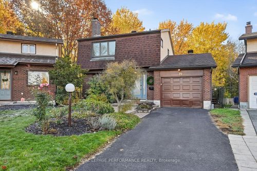 19 Ancroft Crt, Nepean, ON, K2G4A5 | Card Image