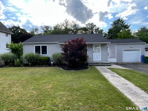 367 Frost Road, Waterbury, CT, 06705 | Card Image