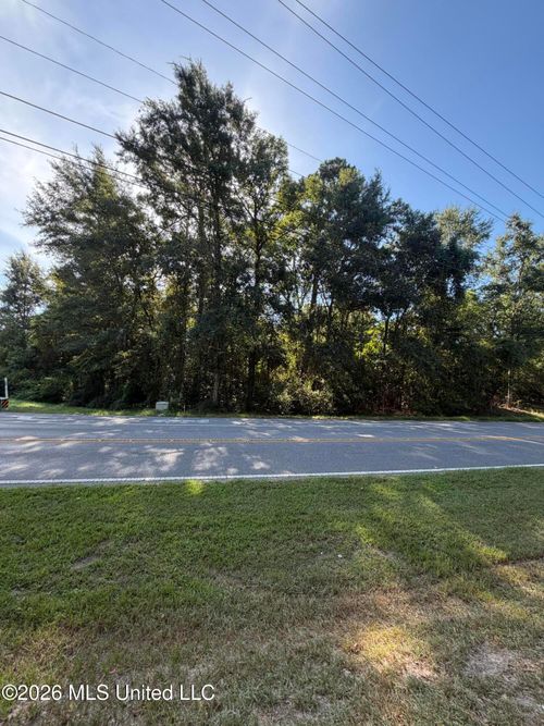 8120 Daisy Vestry Road, Biloxi, MS, 39532 | Card Image