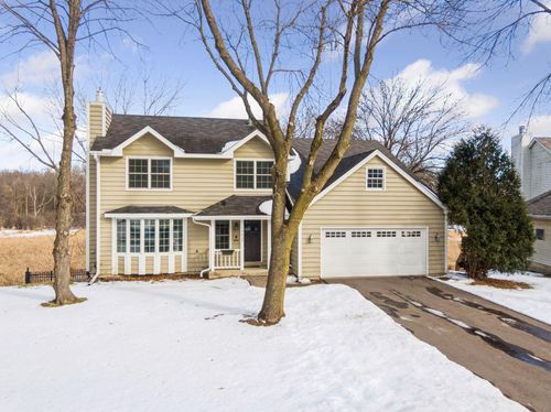 19415 Vine Ridge Rd, Shorewood, MN, 55331-9173 | Card Image