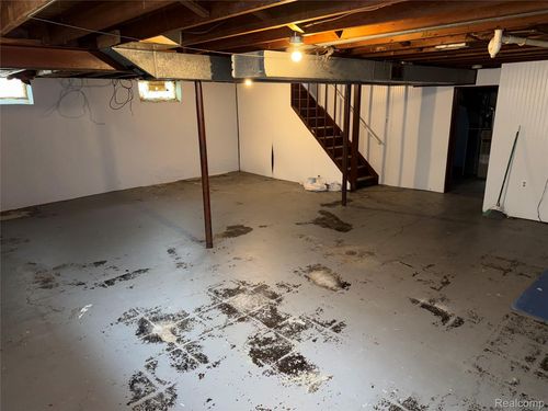 28930 Birchwood St, Inkster, MI, 48141-1112 | Card Image