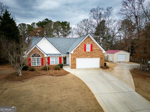 105 Edinburgh Ln, Covington, GA, 30016-7826 | Card Image