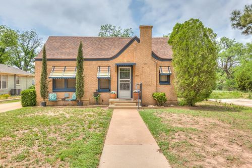 1411 Kenwood Dr, San Angelo, TX, 76903-8334 | Card Image