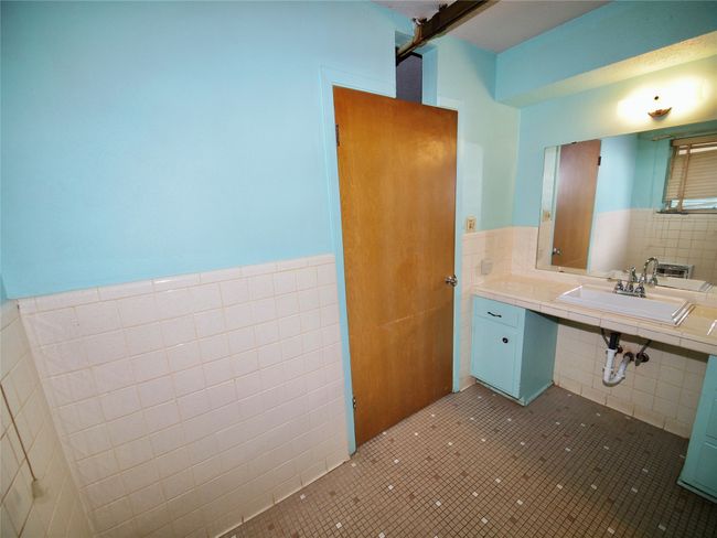 1441 Brazos St, House other with 3 bedrooms, 2 bathrooms and null parking in Graham TX | Image 25