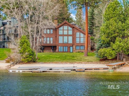 915 Cottonwood St, Mccall, ID, 83638-4814 | Card Image
