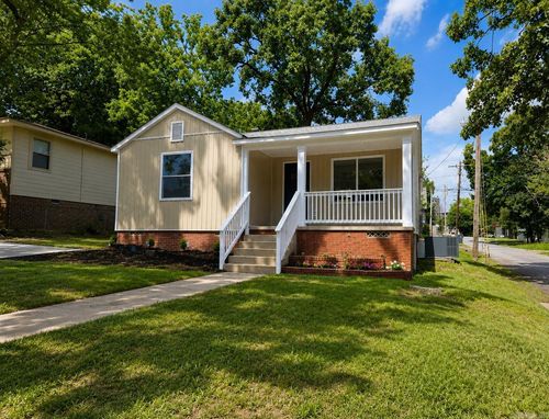 600 S Maple St, Little Rock, AR, 72205-5654 | Card Image