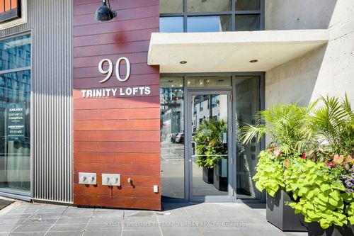 212-90 Trinity St, Toronto, ON, M5A0E4 | Card Image