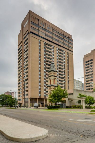 805 - 389 Dundas St, Condo with 1 bedrooms, 1 bathrooms and 1 parking in London ON | Image 2