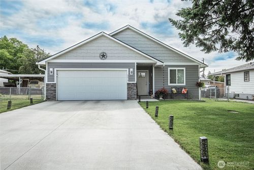 3414 N Lee Street, Spokane, WA, 99207 | Card Image