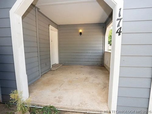 3d174-2423 E 87th St, Tulsa, OK, 74137-2408 | Card Image