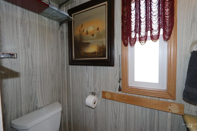 Bathroom with toilet | Image 21