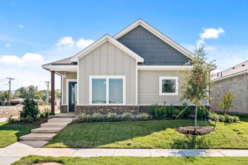 104 Magnolia Blvd, Hutchins, TX, 75141-3266 | Card Image