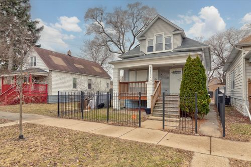 10524 S La Salle St, Chicago, IL, 60628-2602 | Card Image