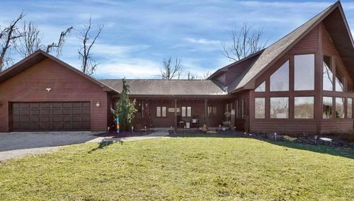 11425 Peach Ridge Rd, Athens, OH, 45701-9768 | Card Image