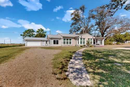 1800 W Frank St, Grand Saline, TX, 75140-2604 | Card Image