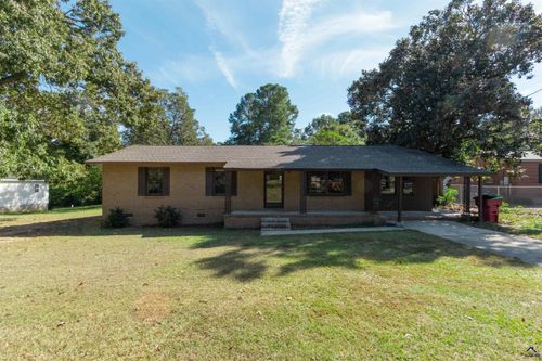 208 Bassett St, Centerville, GA, 31028-1104 | Card Image