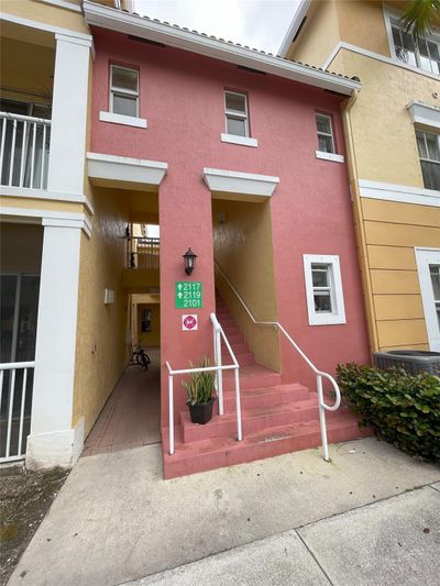 120 - 2101 Shoma Dr, Townhouse with 3 bedrooms, 2 bathrooms and null parking in Royal Palm Beach FL | Image 1