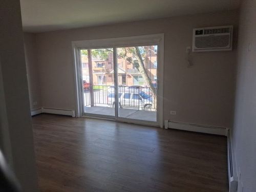 8-11030 S Ridgeland Ave, Worth, IL, 60482-1660 | Card Image