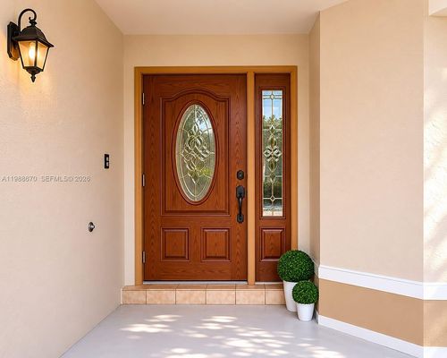 1020 Sw 111th Ave, Pembroke Pines, FL, 33025-3527 | Card Image