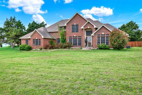 1915 Lillian Ave, Glenn Heights, TX, 75154-8660 | Card Image