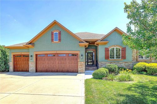 1806 Trail Ridge Drive, Pleasant Hill, MO, 64080 | Card Image