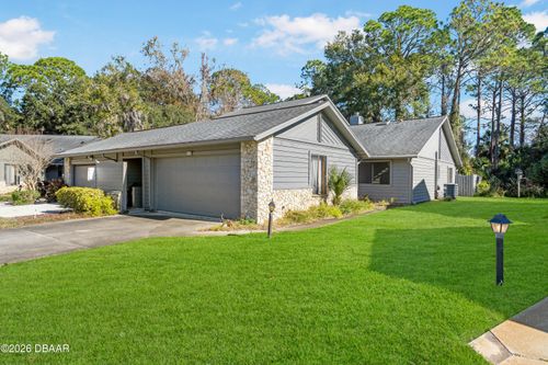 196 Deer Lake Cir, Ormond Beach, FL, 32174-4276 | Card Image