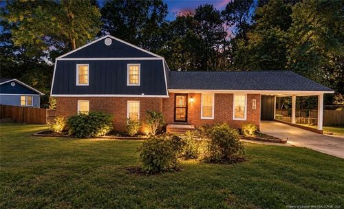 610 Se Maynard Rd, Cary, NC, 27511-5718 | Card Image
